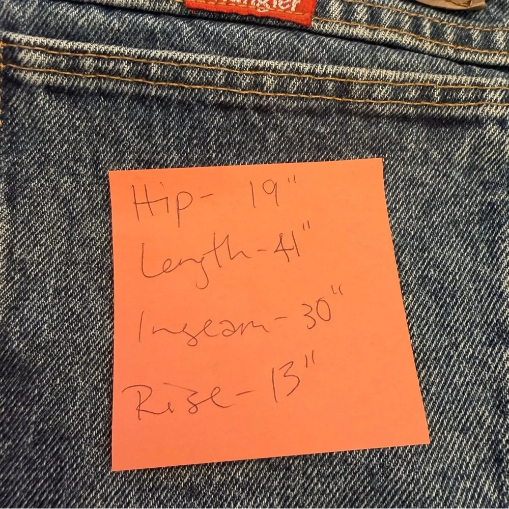 Wrangler relaxed fit